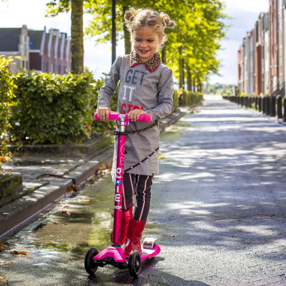 Micro Step Maxi Deluxe Roze Led