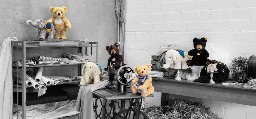 Steiff Knuffel Grizzlybeer Josey